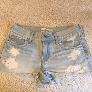 Girls Abercrombie kids size 14 jean shortie shorts